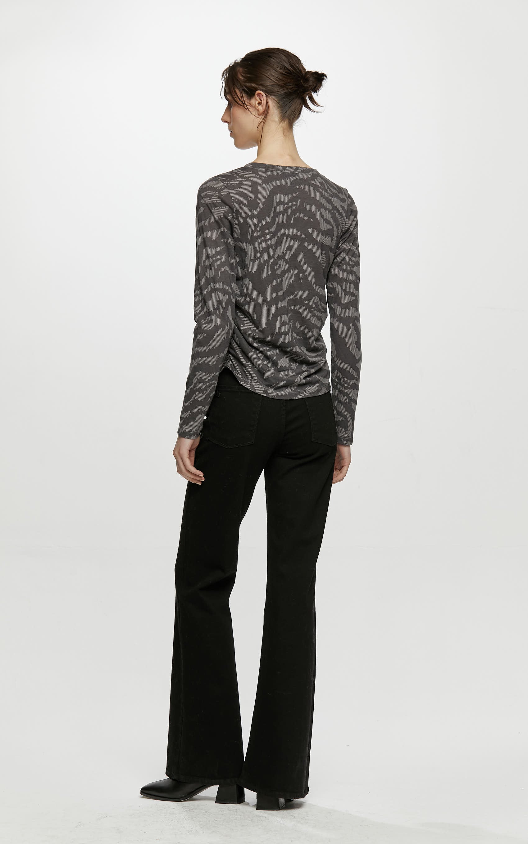 Remera Negro